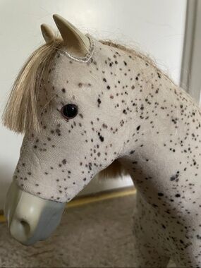 Saiges horse Picasso for American Girl Saige Doll Retired toy play horse 2013